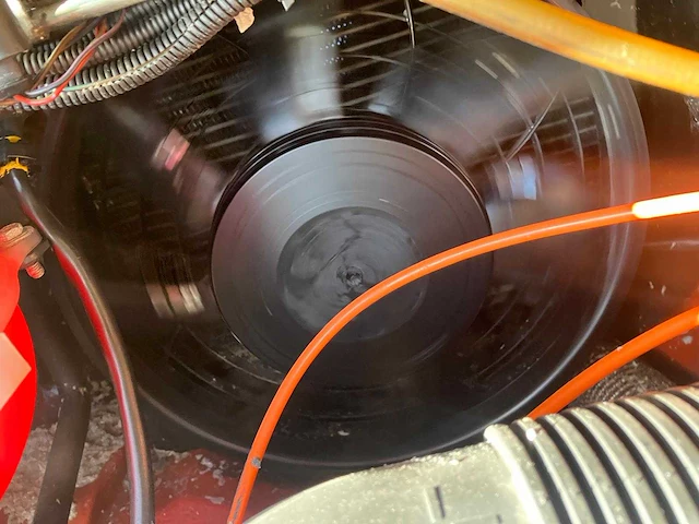 Linde h35t-02 vorkheftruck met jcb q-fit snelwissel + rotator + zwaar klem 2016 - afbeelding 83 van  90