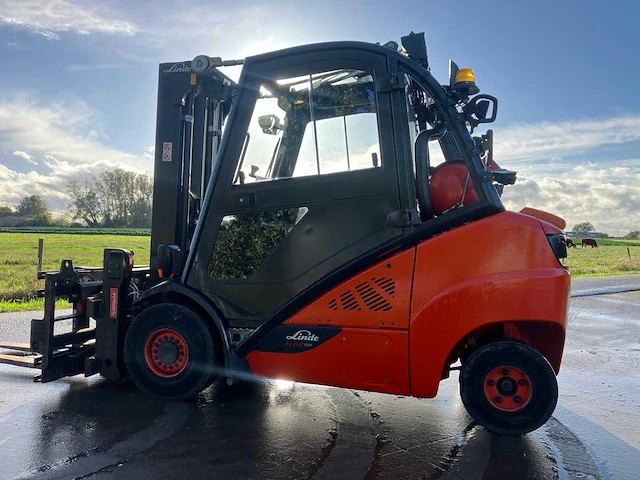 Linde h35t-02 vorkheftruck met jcb q-fit snelwissel + rotator + zwaar klem 2016 - afbeelding 89 van  90