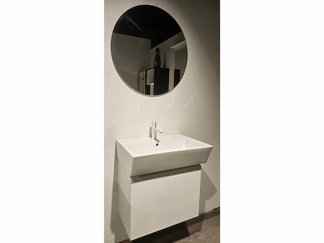 Linea gloss - badmeubelset - afbeelding 1 van  1
