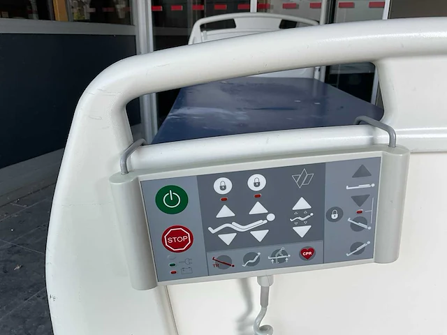 Linet eleganza mobiel ziekenhuisbed - afbeelding 4 van  9