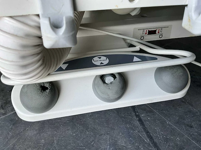 Linet eleganza mobiel ziekenhuisbed - afbeelding 3 van  12
