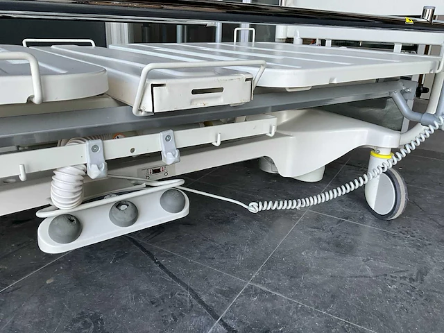 Linet eleganza mobiel ziekenhuisbed - afbeelding 11 van  12