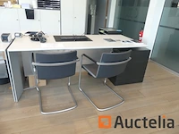 Linker hoekbureau - afbeelding 1 van  5