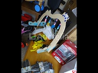 Liquidatie van de inhoud van een doos (zie foto's) - afbeelding 17 van  29