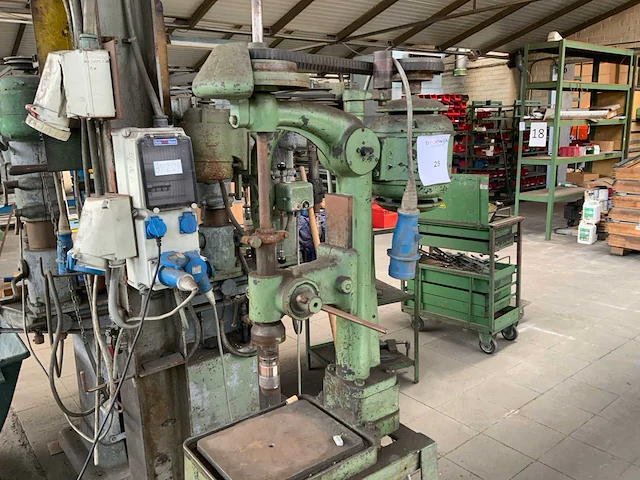 L.m.b. t6413 kolomboormachine - afbeelding 3 van  8