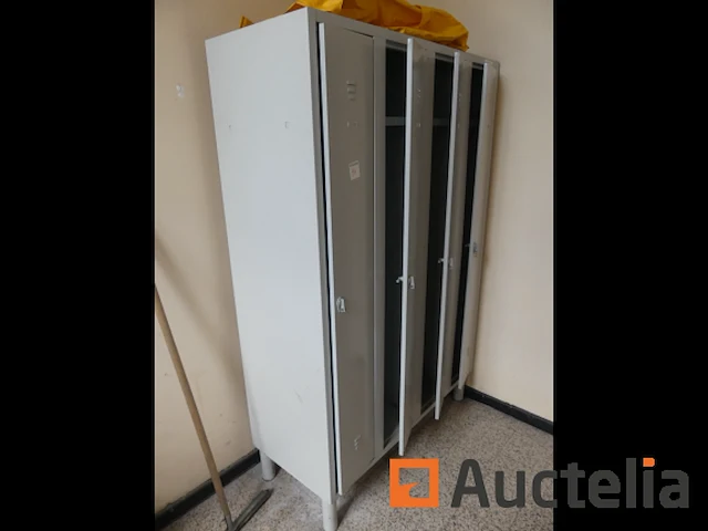 Locker met 4 deuren - afbeelding 3 van  6