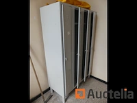 Locker met 4 deuren - afbeelding 3 van  6