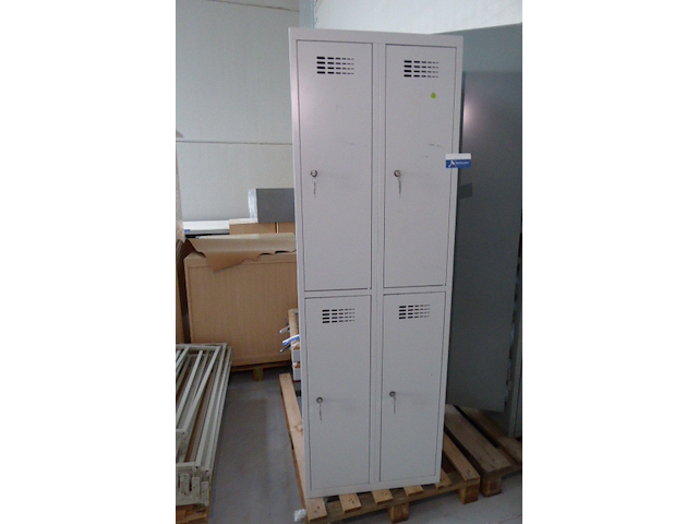 Locker - afbeelding 1 van  2