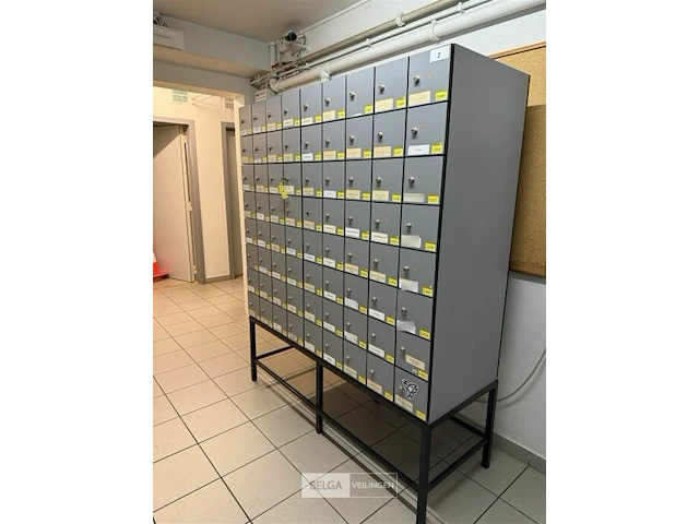 Lockerkast - afbeelding 1 van  2