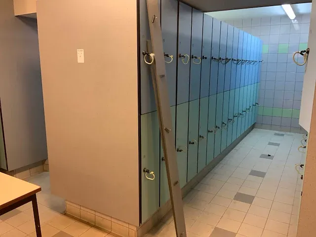 Lockerkasten zwembad - afbeelding 2 van  5