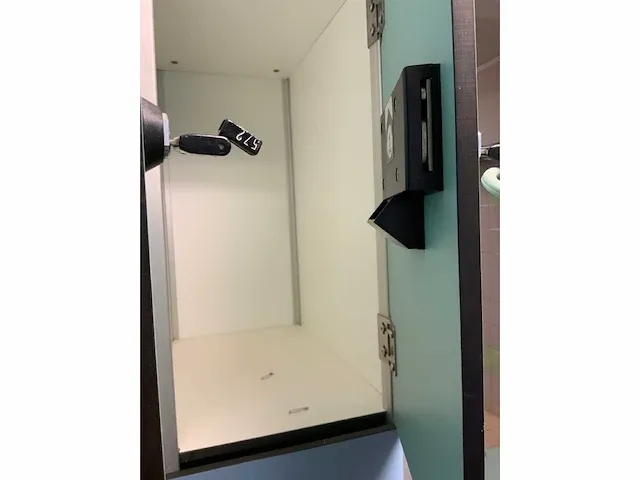 Lockerkasten zwembad - afbeelding 3 van  4