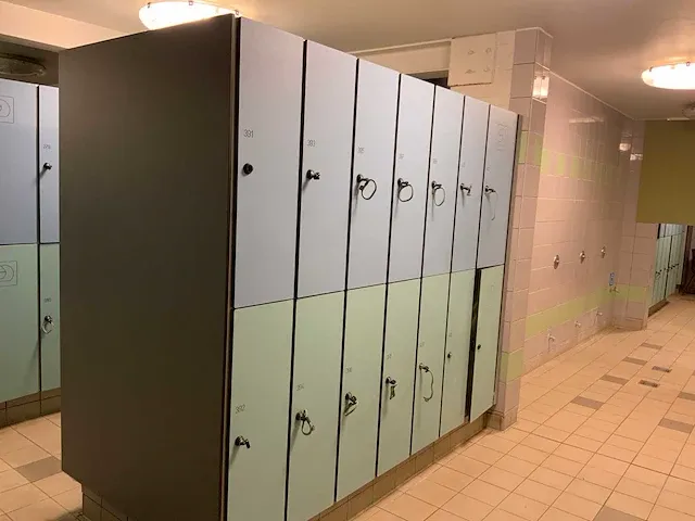 Lockerkasten zwembad - afbeelding 2 van  8