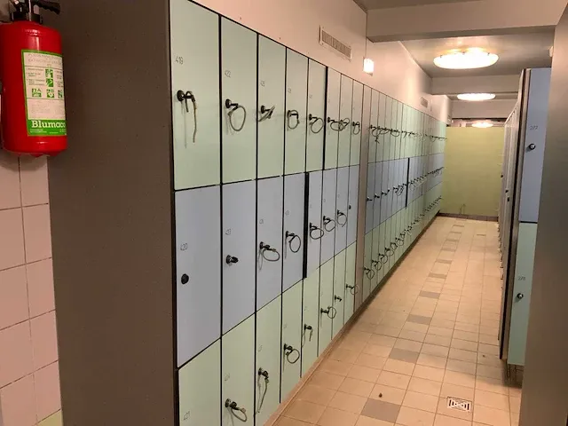 Lockerkasten zwembad - afbeelding 1 van  5