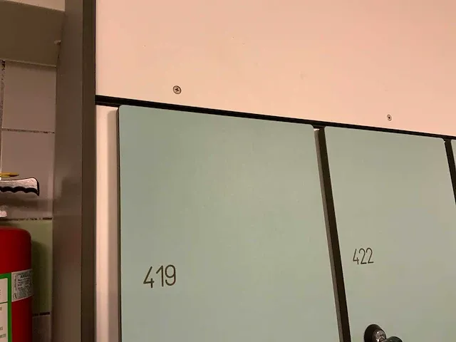 Lockerkasten zwembad - afbeelding 2 van  5
