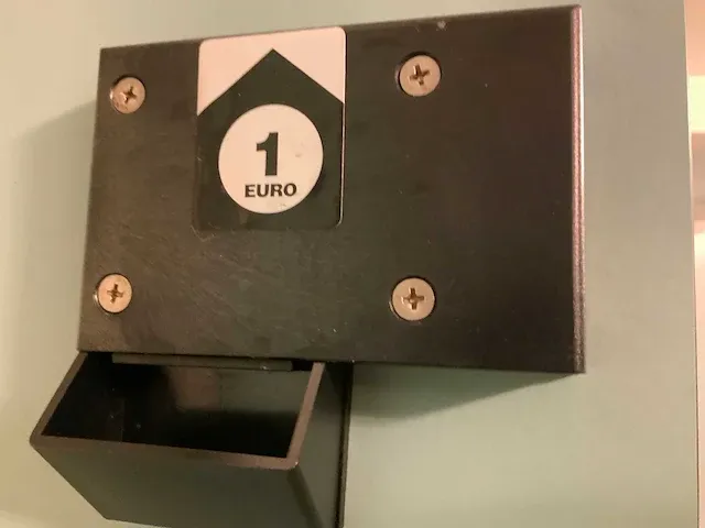Lockerkasten zwembad - afbeelding 4 van  5