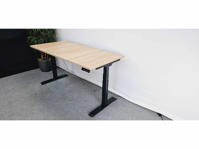 Loctek - et223 - zit-sta bureau loctek - afbeelding 1 van  12