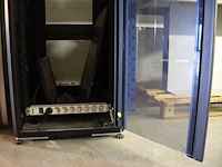 Log on serverkast - afbeelding 4 van  5