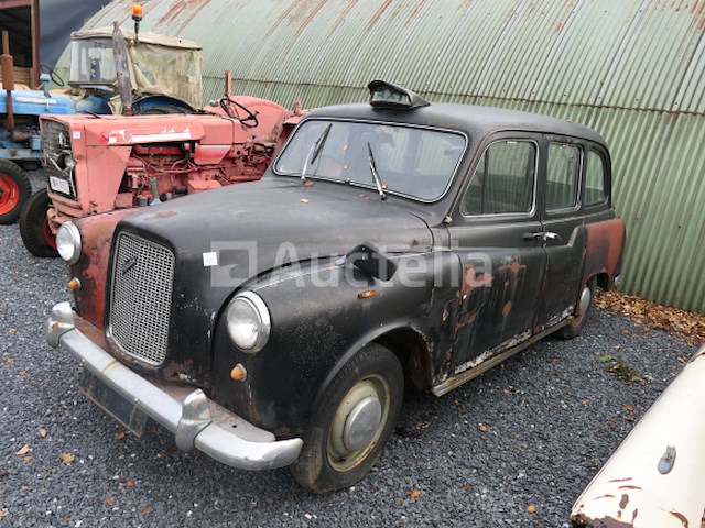 Londense taxi om austin te herstellen - afbeelding 9 van  11