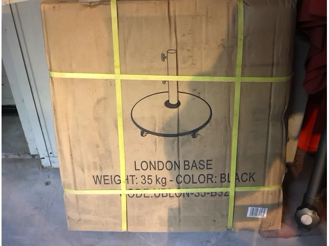 London base parasolvoet op wielen - afbeelding 1 van  3