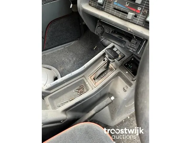 London cab austin fx4 diesel 2.7 - afbeelding 12 van  15