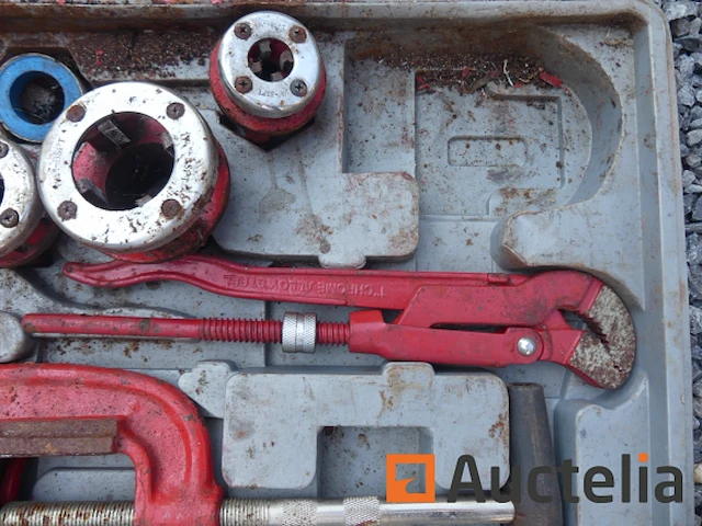 Loodgieterswerk gereedschap - afbeelding 5 van  7