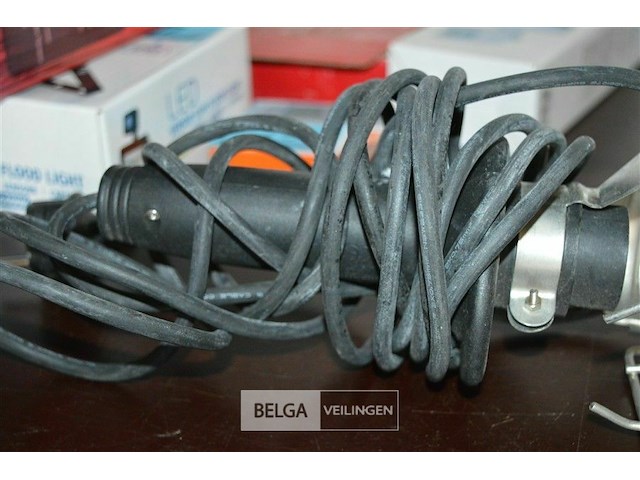 Looplamp - afbeelding 3 van  3