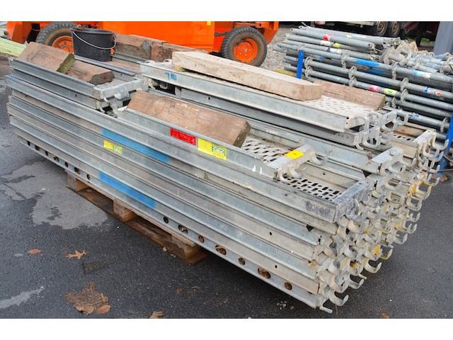 Loopplanken stelling altrad - afbeelding 1 van  4