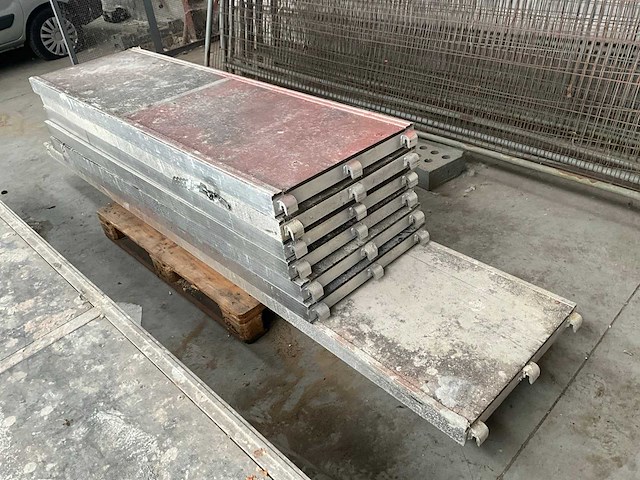 Loopplatform (7x) - afbeelding 1 van  4