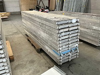 Loopplatform met luik (13x)