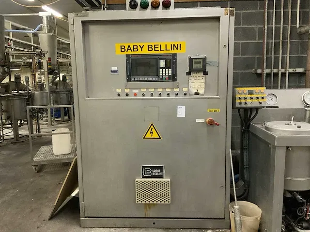 Loris bellini verticale verfautoclaaf voor garens - afbeelding 5 van  6