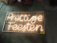 Lot 1 - lichtreclame led kader “prettige feesten”