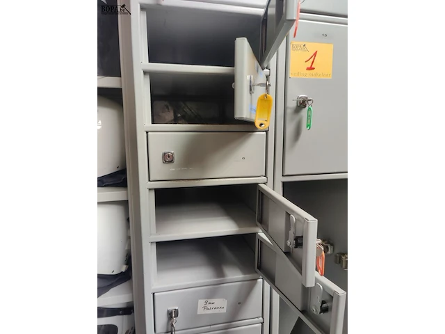 Lot 1 - lockerkast voor wapens en munitie - afbeelding 5 van  5