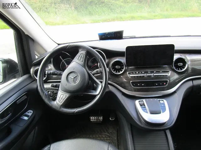 Lot 1 - mercedes v-klasse 220d (2022-chass.w1v44781313960502) - afbeelding 12 van  16