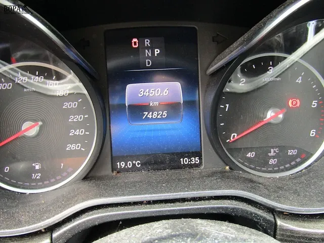 Lot 1 - mercedes v-klasse 220d (2022-chass.w1v44781313960502) - afbeelding 14 van  16