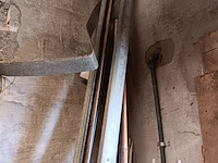 Lot 1 - metalen profielen en stokken - afbeelding 3 van  4