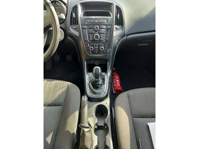 Lot 1 - opel astra (2014-cahss.w0lpc6ew1eg007767) - afbeelding 4 van  20