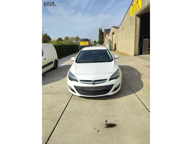 Lot 1 - opel astra (2014-cahss.w0lpc6ew1eg007767) - afbeelding 1 van  20