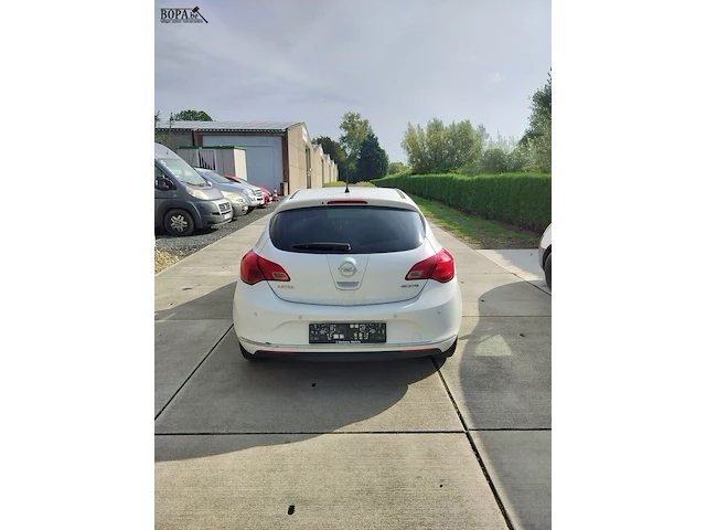Lot 1 - opel astra (2014-cahss.w0lpc6ew1eg007767) - afbeelding 14 van  20