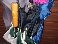 Lot 1 - paraplubak met 5 paraplu’s - afbeelding 3 van  3
