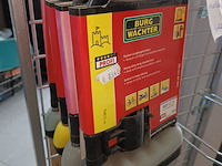 Lot 1 - rekje met motorhangsloten - afbeelding 3 van  3