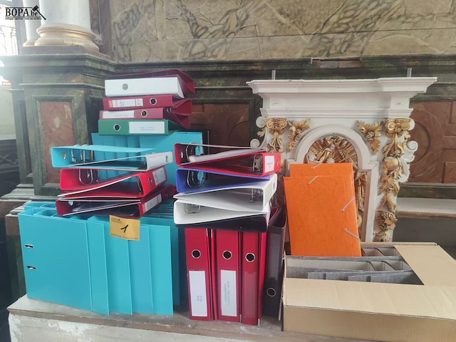 Lot 1 - ringmappen - 85 stuks - afbeelding 1 van  4