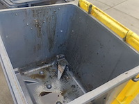 Lot 1 - rolcontainer voor karton en papier - afbeelding 4 van  5