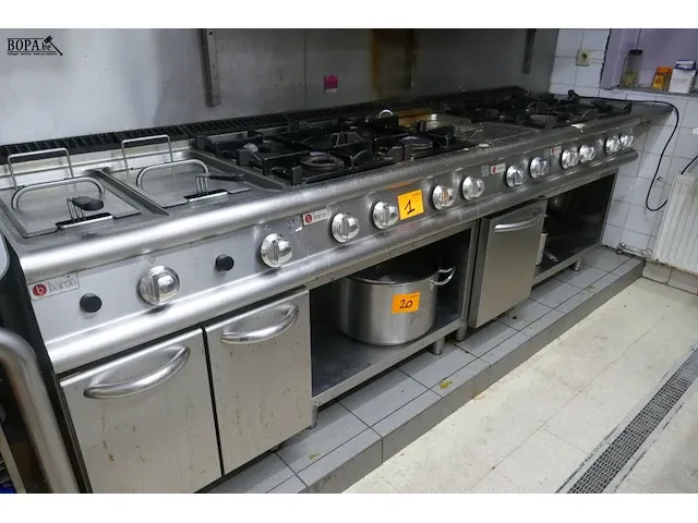Lot 1 - rvs kookunit baron - afbeelding 1 van  6