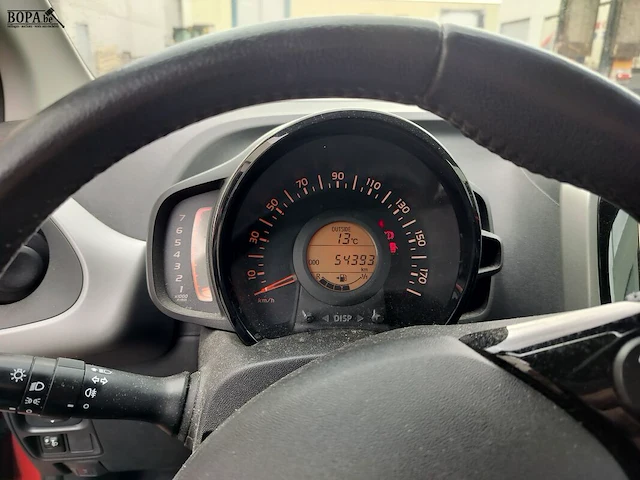 Lot 1 - toyota aygo (2015-chass.jtdjgnec20n075401) - afbeelding 3 van  23
