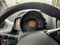 Lot 1 - toyota aygo (2015-chass.jtdjgnec20n075401) - afbeelding 3 van  23