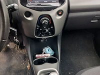 Lot 1 - toyota aygo (2015-chass.jtdjgnec20n075401) - afbeelding 4 van  23