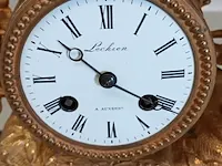 Lot 1 - vergulde mantelklok - afbeelding 2 van  5