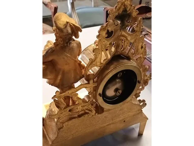 Lot 1 - vergulde mantelklok - afbeelding 4 van  5