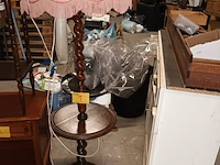 Lot 1 - vintage vloerlamp