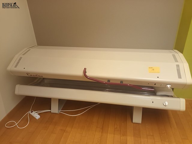 Lot 1 - zonnebank epsilon - afbeelding 1 van  4